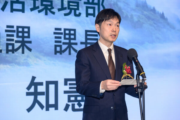 福島縣生活交通部生活環境課長佐藤知憲出席「台北捷運×福島只見線〜鐵道串起心之旅」開幕活動並致詞，分享只見線復興歷程與地方交通發展成果，深化台日鐵道文化與城市交流合作。圖/主辦單位