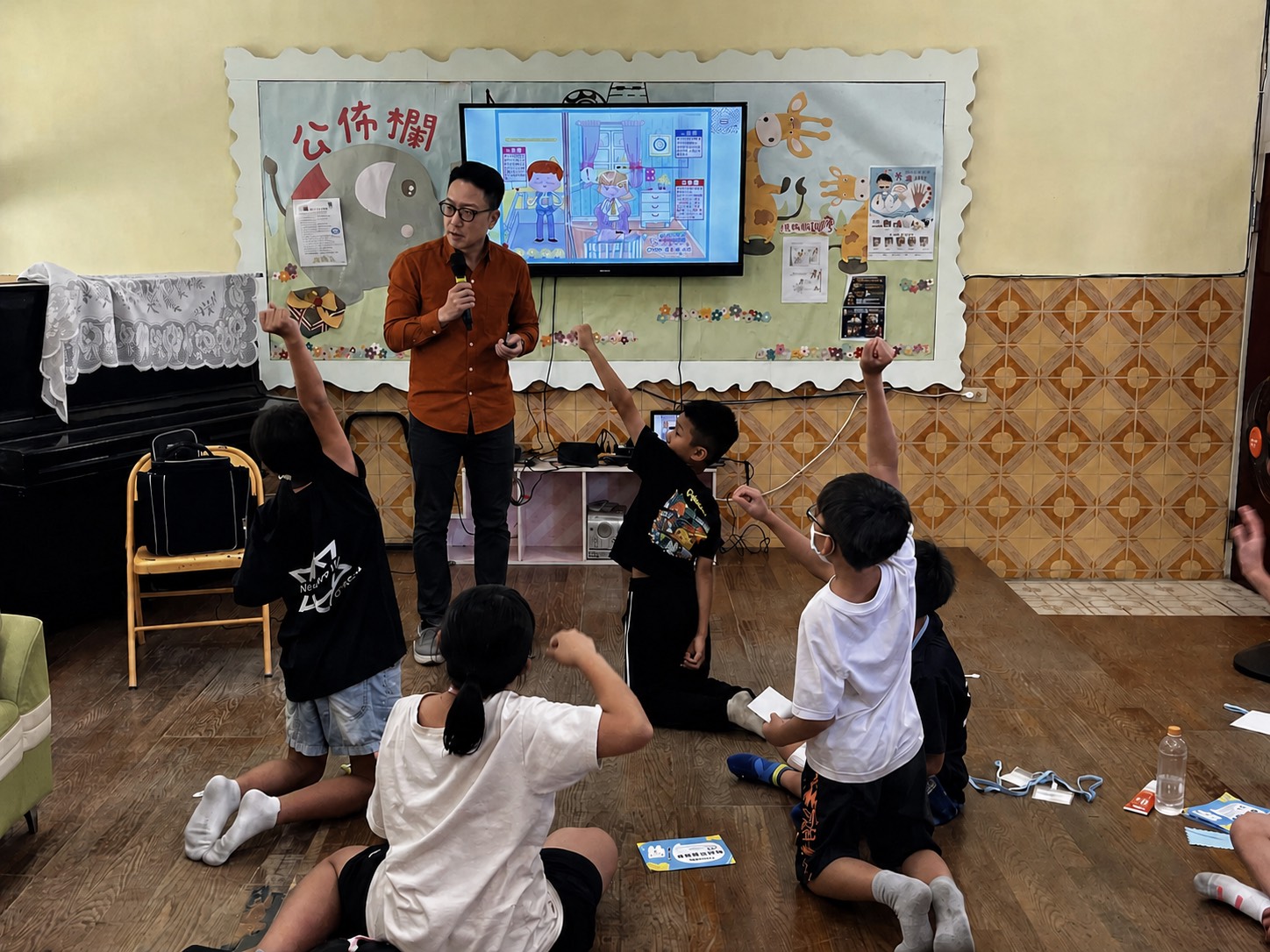 團隊未來將持續關注孩童教育與樂齡照護,透過陪伴、學習與資源支持,讓不同世代都能感受到社會的溫暖。(圖/一念淨苑提供)