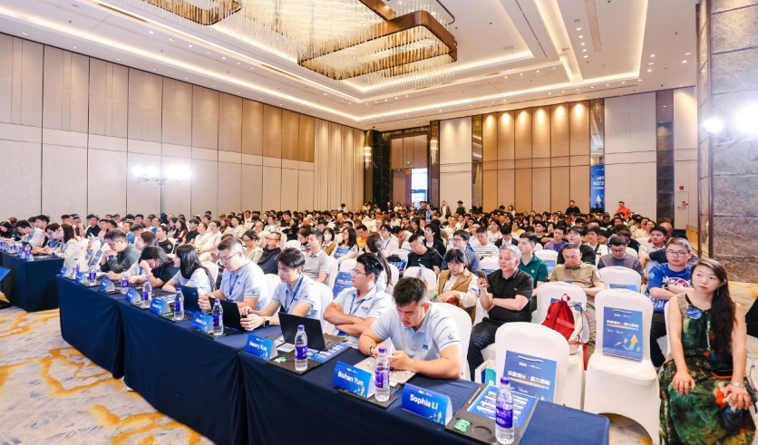 天逸團隊積極參與沃爾瑪全球電商相關活動,與跨境電商業者交流市場趨勢及金融服務需求。圖/天逸集團提供