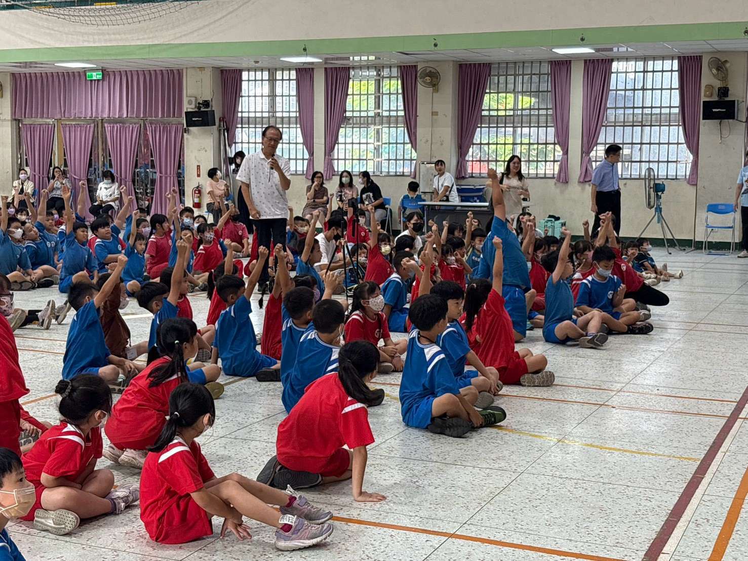 「雲林食農天團」結合馬光在地花生特色與稻米教學主題，讓孩子從熟悉的食物認識農民辛勞，培養惜食、愛土地的觀念。（圖／雲林縣政府提供）