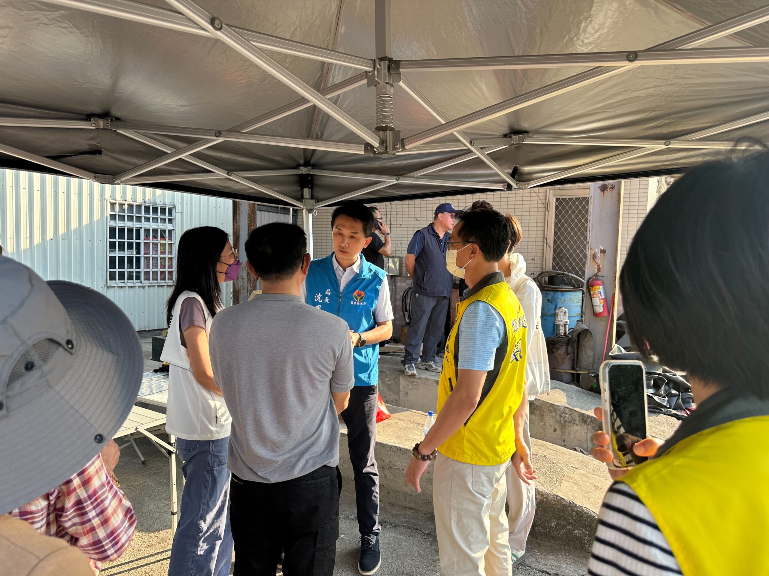 苑裡垃圾轉運站火警持續處理　苗栗環保局監測空品、水質並協調清運