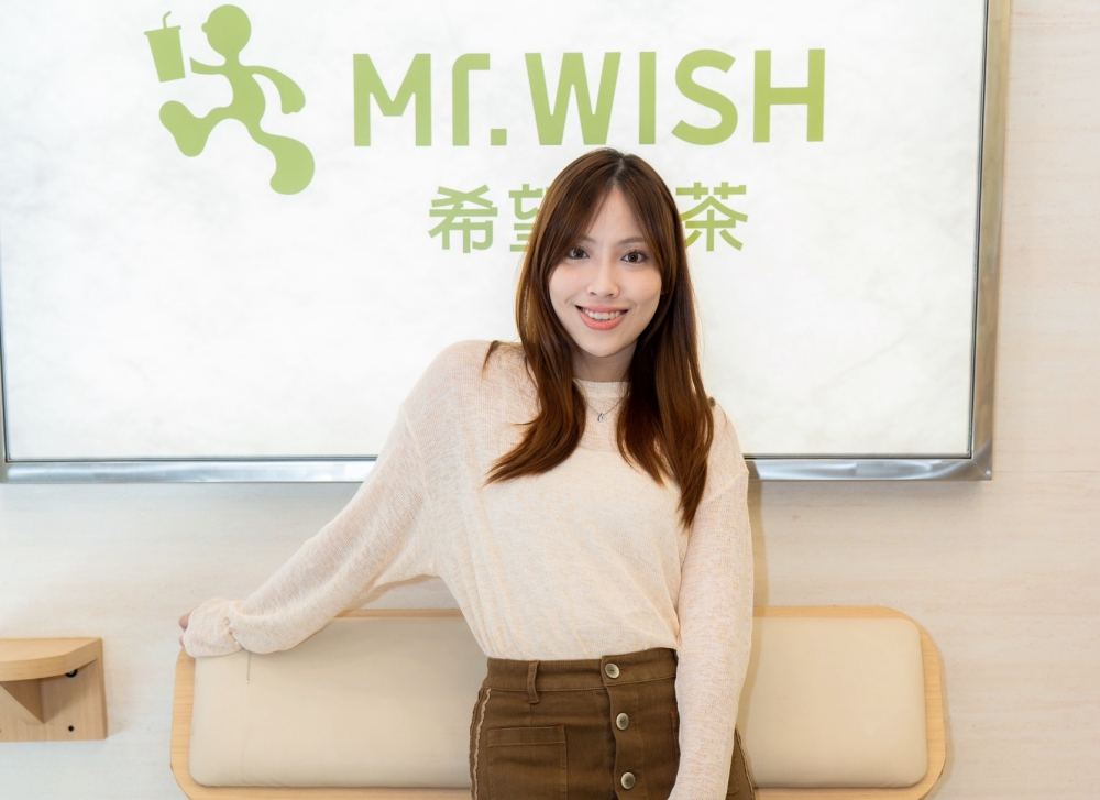 陳佩賢新歌〈何日君再來〉陳宇祥力挺     攜手紅心字會傳遞關懷長者的溫暖