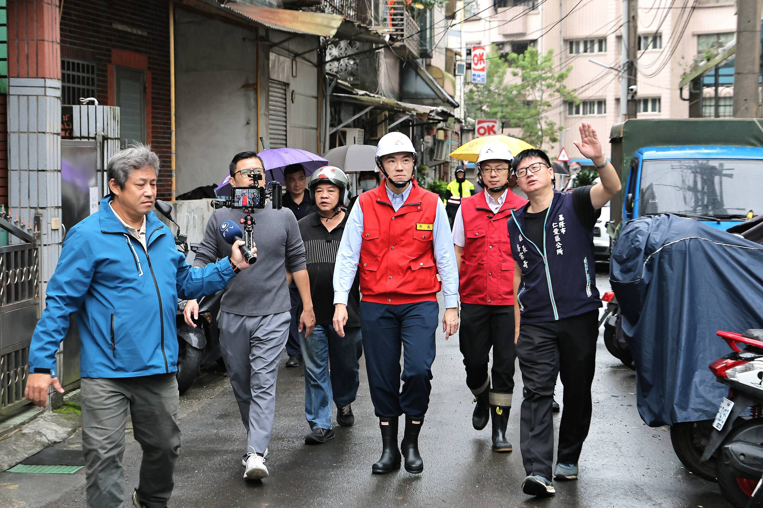 基隆災後搶修不停歇！謝國樑走訪三處災點　促復電、清路加速到位